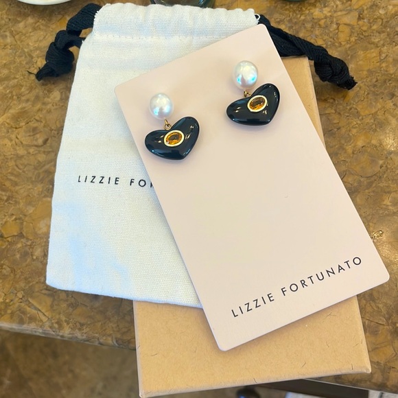 Lizzie Fortunato Enamored Earrings Black Agate - Picture 3 of 13